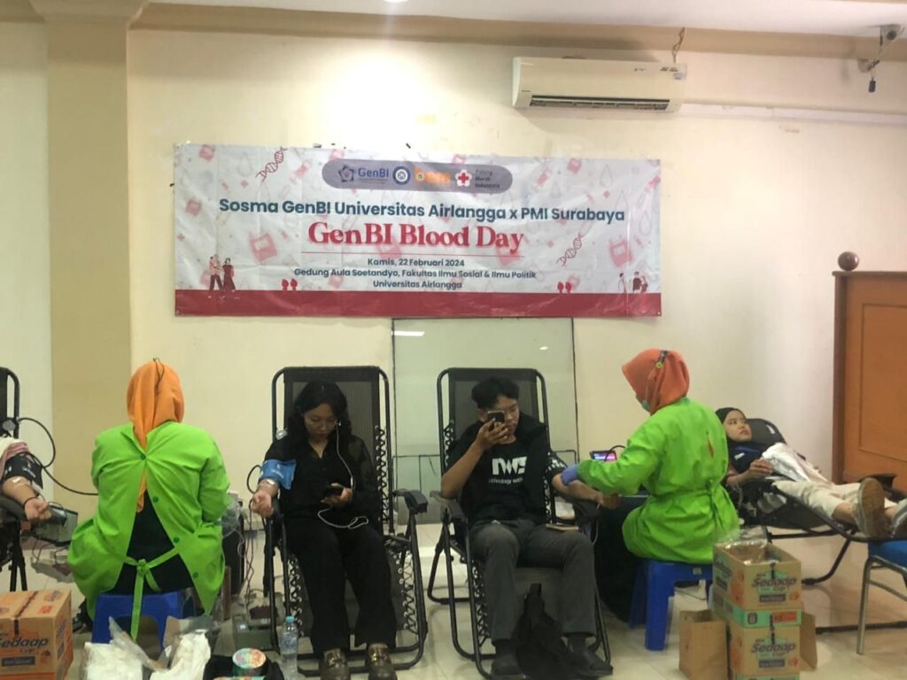 BEM FISIP UNAIR Collaborates with GENBI UNAIR to Organize Blood Donation Event