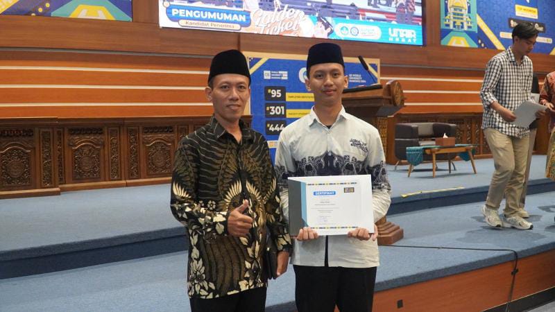 A Quran Hafidz Wins Golden Ticket to UNAIR Department of Anthropology